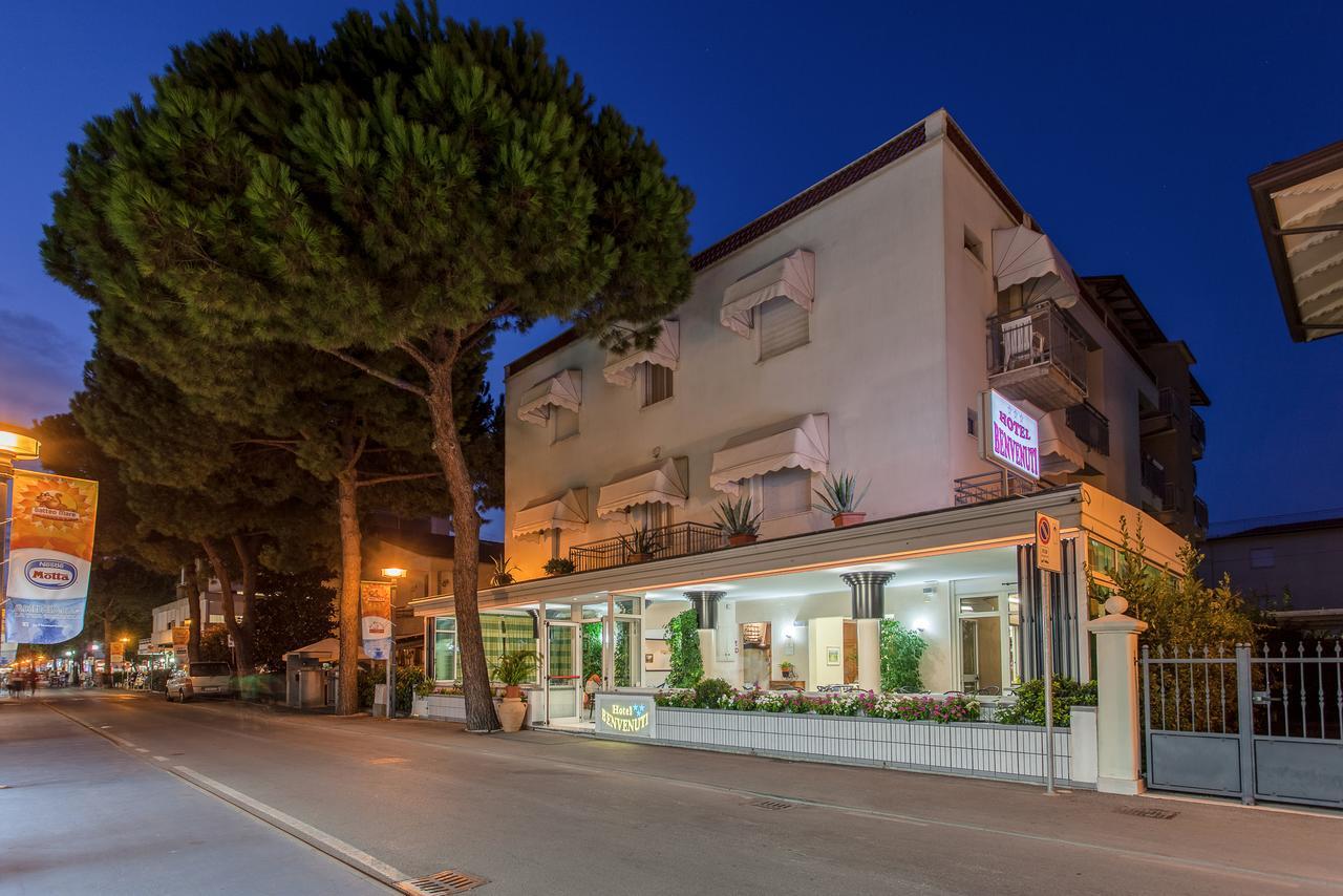 Hotel Benvenuti กัตเตโออามาเร ภายนอก รูปภาพ